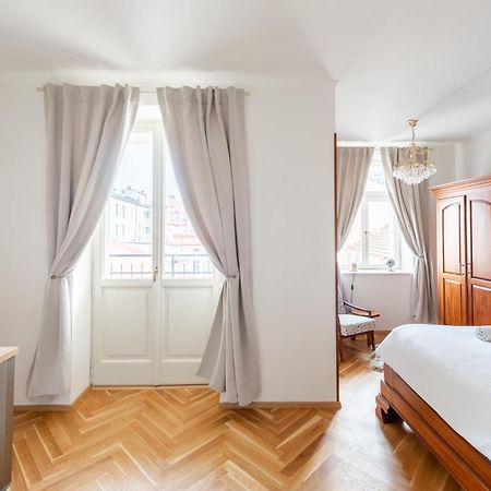 Little Chateau Prag Dış mekan fotoğraf